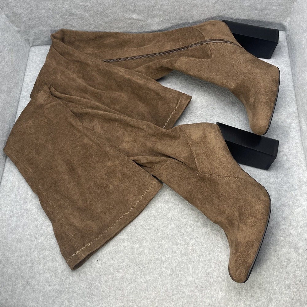 Jeffrey Campbell Women's Knee High Boots Size 9 Beige Suede with Chunky Heel